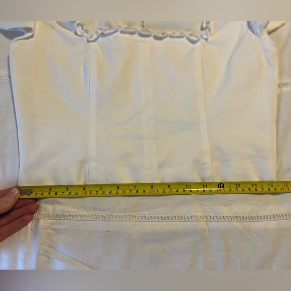 Like new cream Antonio Melani blouse - Picture 8 of 8